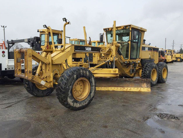 cat-motor-grader-140h-apm01695-1